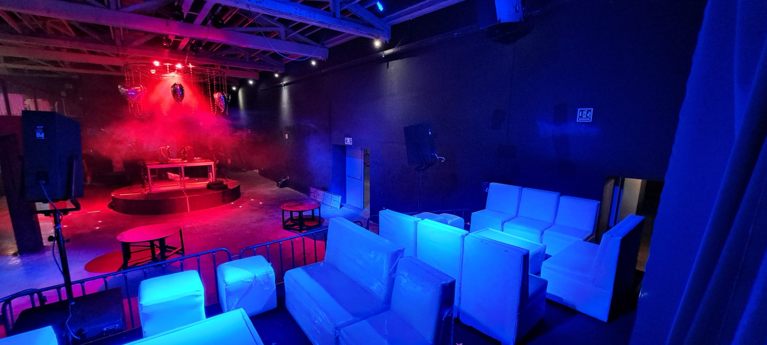 salas lounge